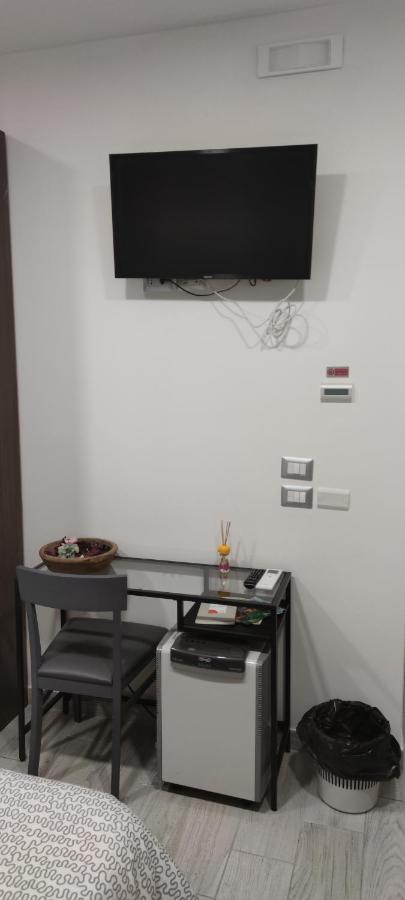 Guest House Via Milano 카탄차로 외부 사진